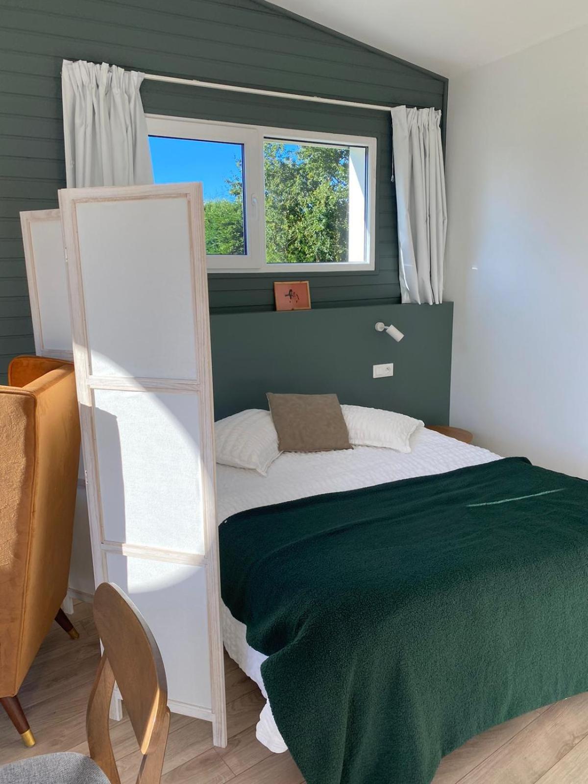 Hotel Les Voisins Beaucemaine Ploufragan Room photo