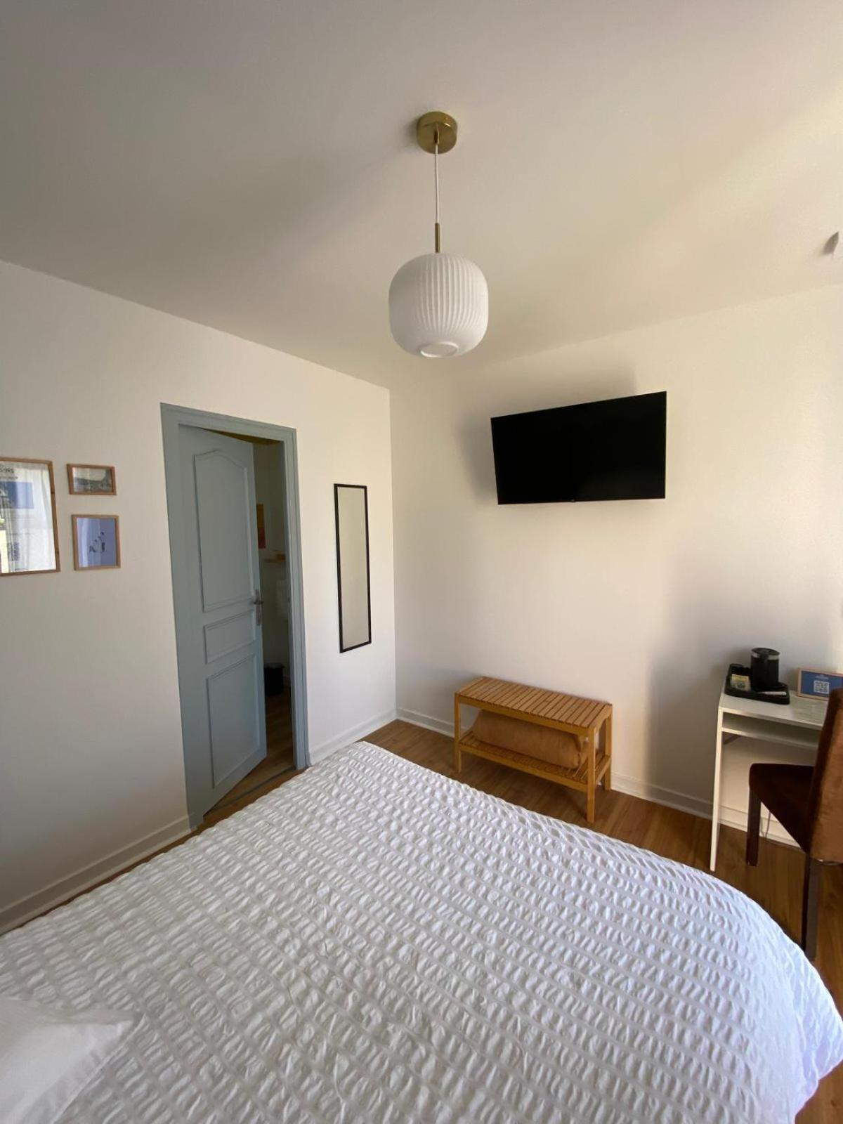 Hotel Les Voisins Beaucemaine Ploufragan Room photo